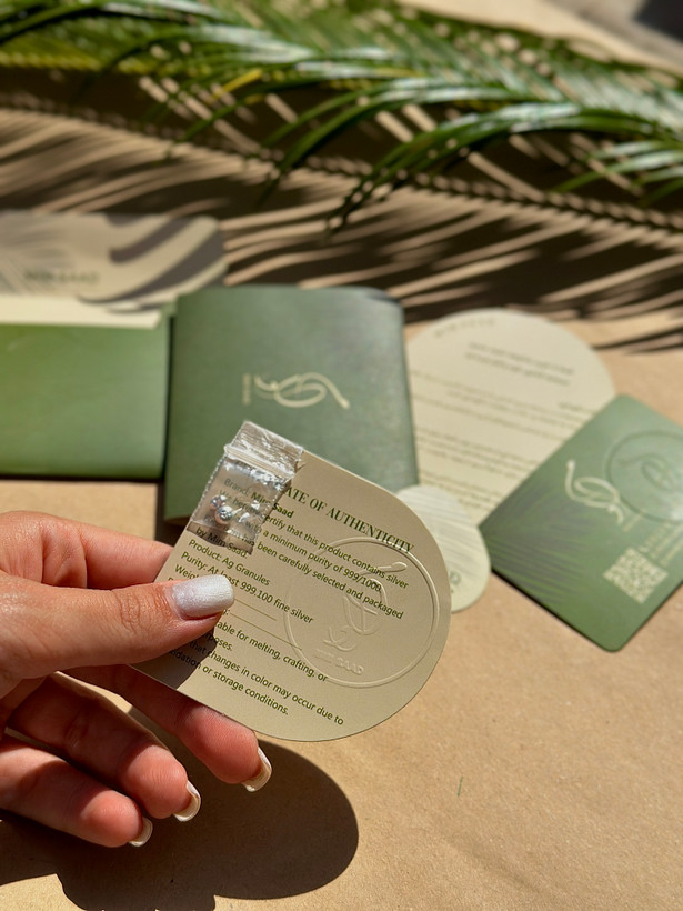 نمونه رایگان به همراه کارت گارانتی در خرید اول مخصوص خرید ۲۵ گرم به بالا